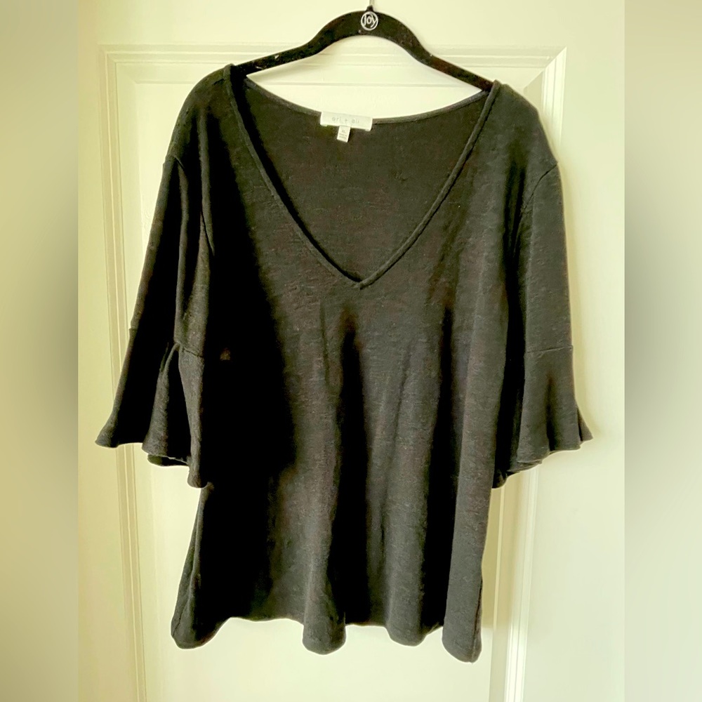 Short sleeve top